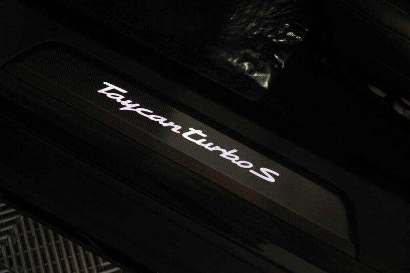 2020 Porsche Taycan Turbo S