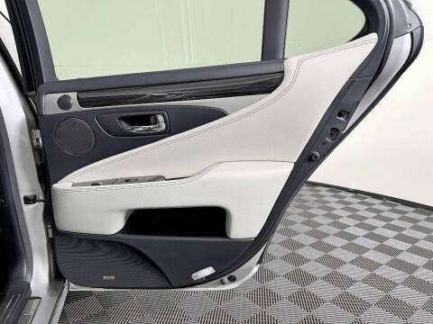 2014 Lexus LS 460