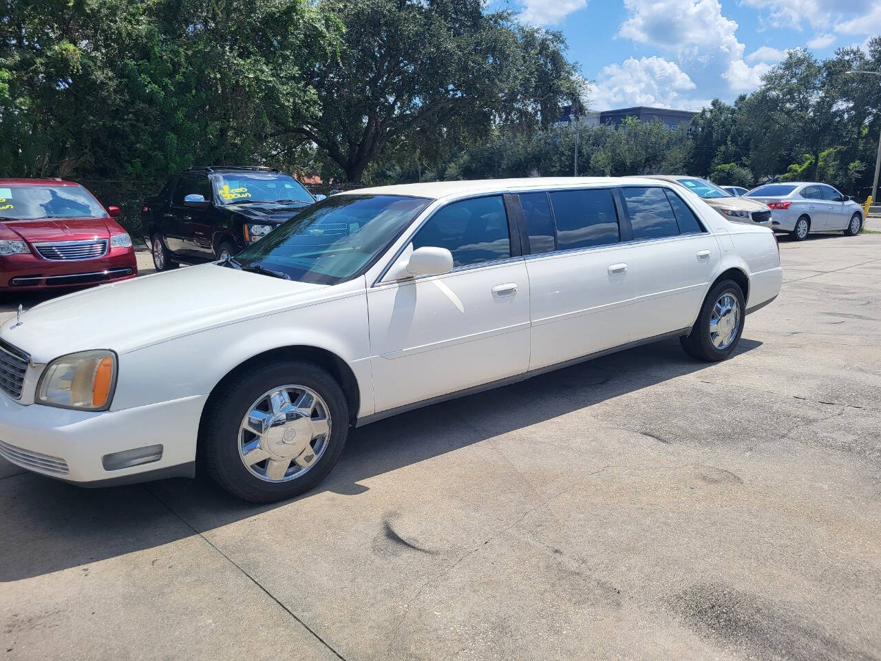 2000 Cadillac Deville Professional for sale at FAMILY AUTO BROKERS in Longwood, FL