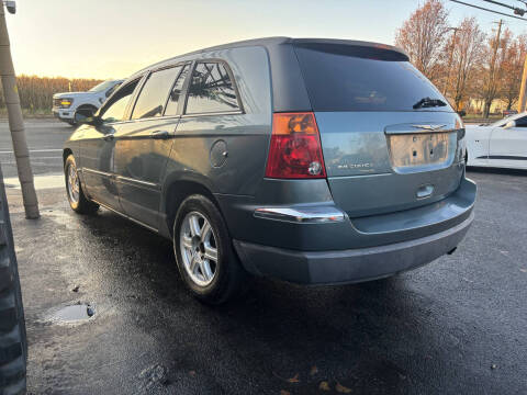 2005 Chrysler Pacifica Touring