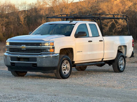 2016 Chevrolet Silverado 2500HD for sale at OVERDRIVE AUTO SALES, LLC. in Clarksville IN