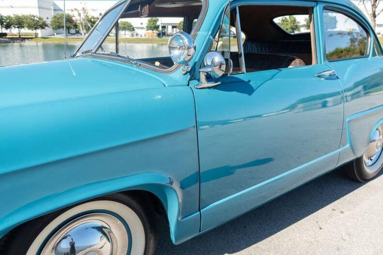 1951 Kaiser Henry-J Coupe