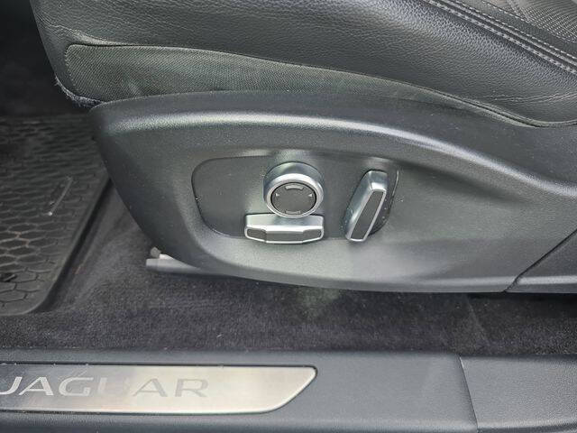 2021 Jaguar E-PACE P250 SE