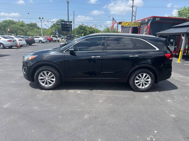 2018 Kia Sorento LX