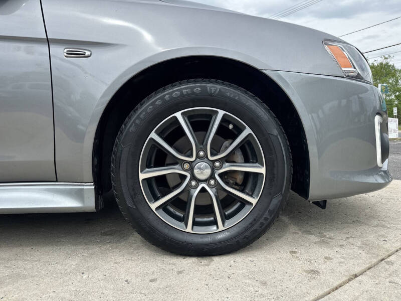 2017 Mitsubishi Lancer ES
