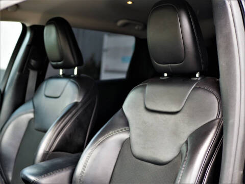 2019 Jeep Cherokee Altitude