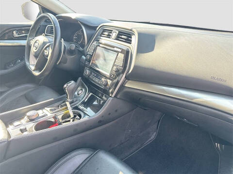 2016 Nissan Maxima 3.5 SR