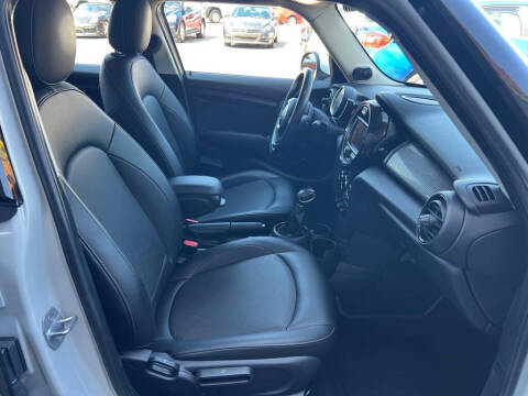 2018 MINI Hardtop 4 Door Cooper