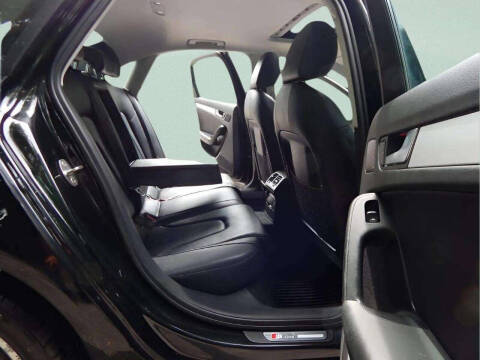 2012 Audi A4 2.0T quattro Premium Plus