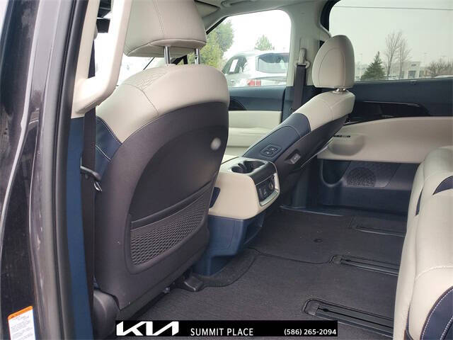 2025 Kia Carnival SX Prestige