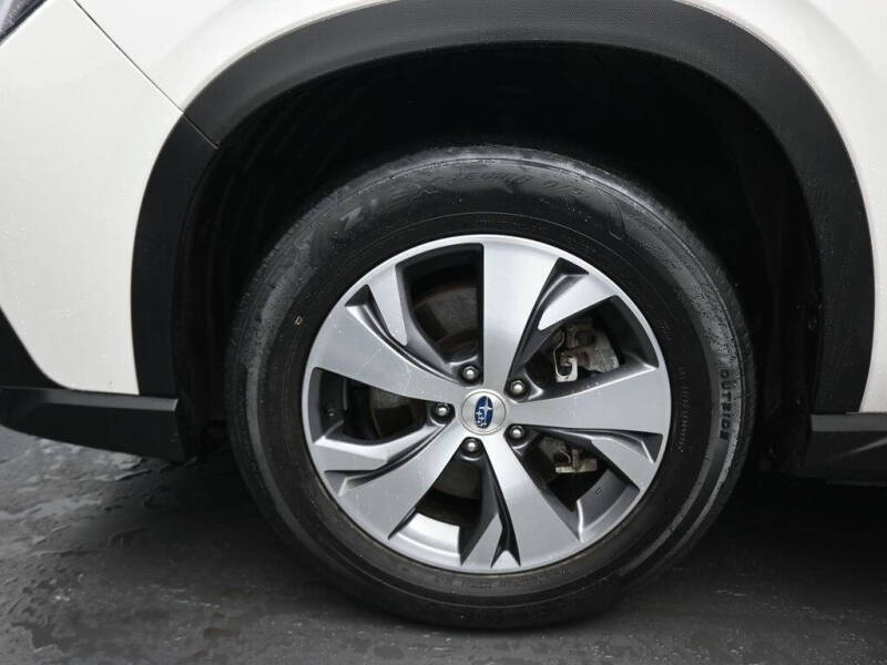 2023 Subaru Ascent Premium 8-Passenger