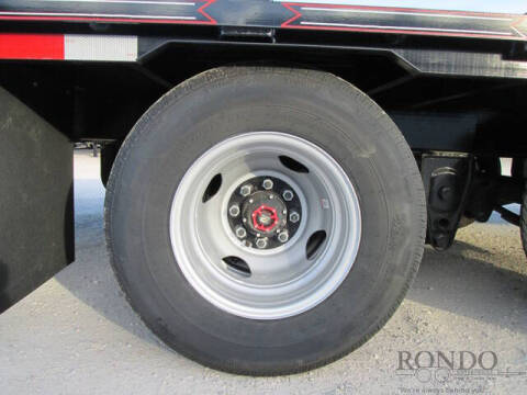 2025 Diamond T Gooseneck 10230DTF240