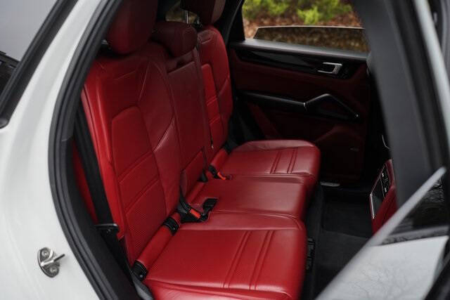 2021 Porsche Cayenne S