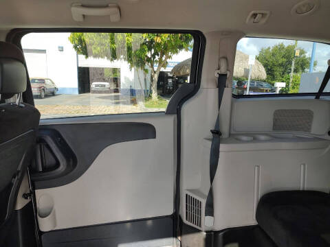 2014 Dodge Grand Caravan SXT 30th Anniversary