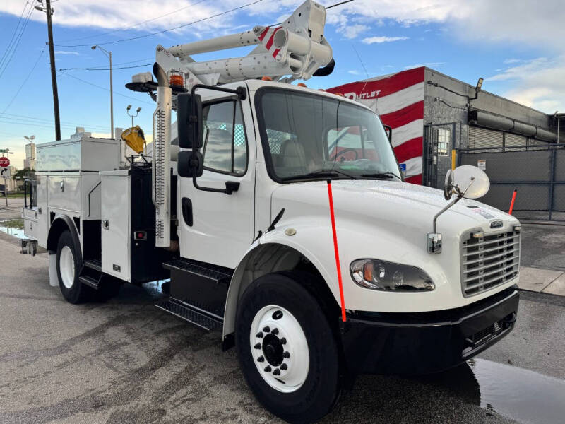 2018 Freightliner M2 106