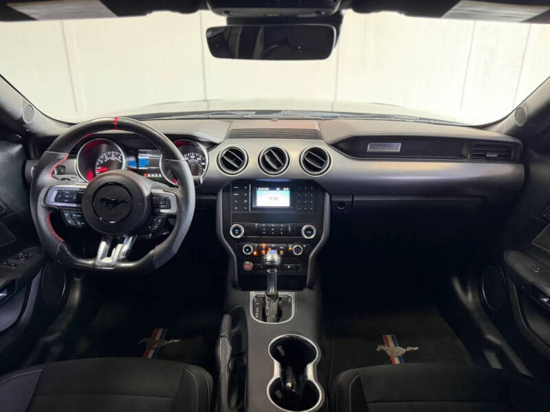 2021 Ford Mustang