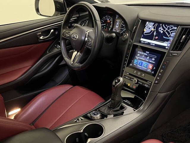2022 Infiniti Q60 Red Sport 400