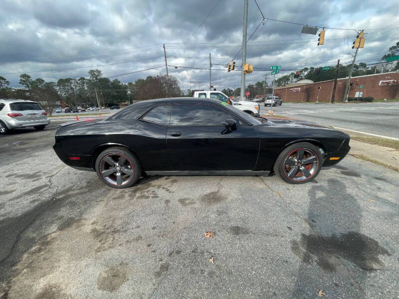 2013 Dodge Challenger SXT