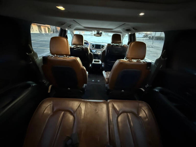 2017 Chrysler Pacifica Limited