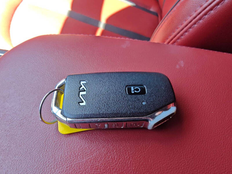 2023 Kia K5