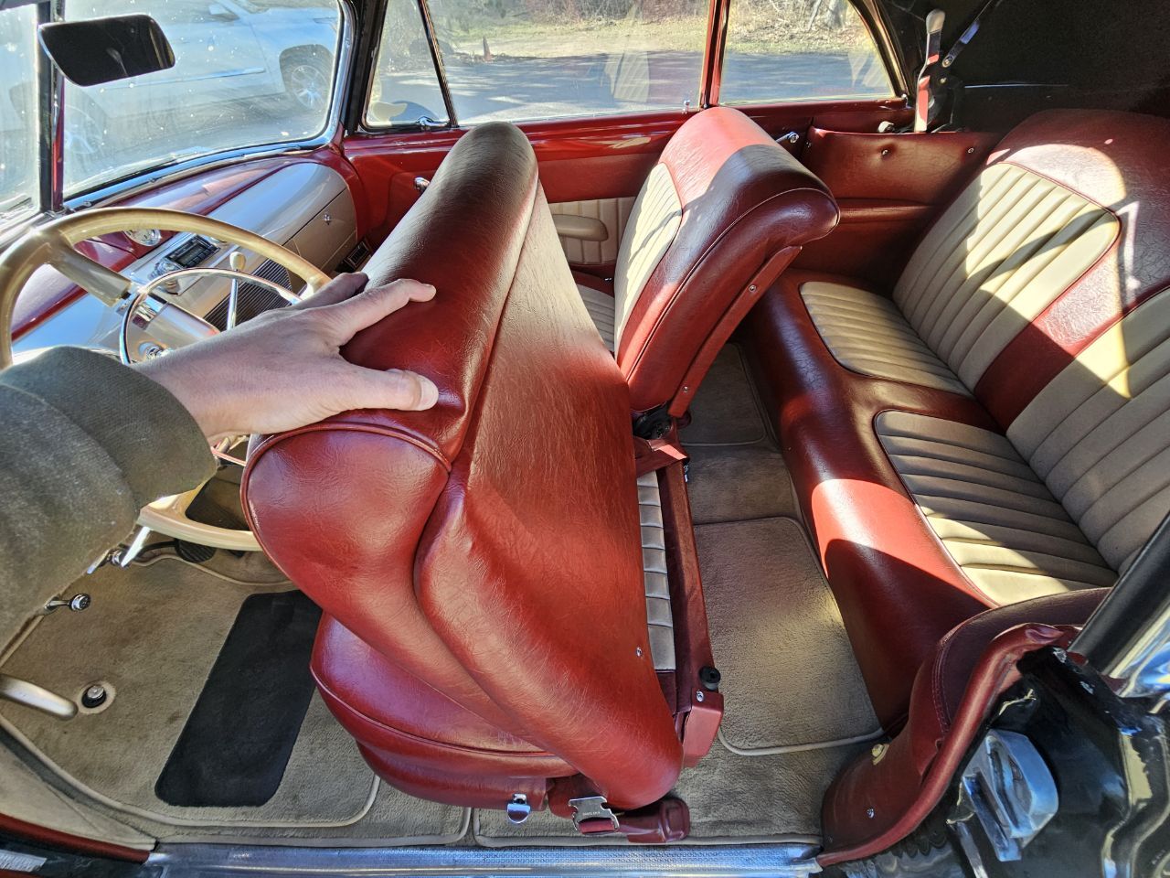 1949 Oldsmobile Futuramic 76 96