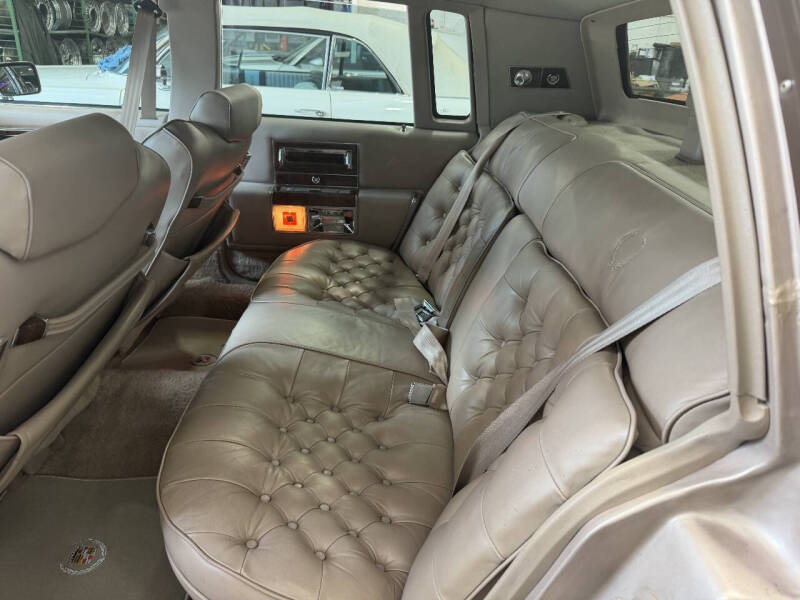 1991 Cadillac Brougham