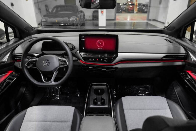 2023 Volkswagen ID.4 Pro