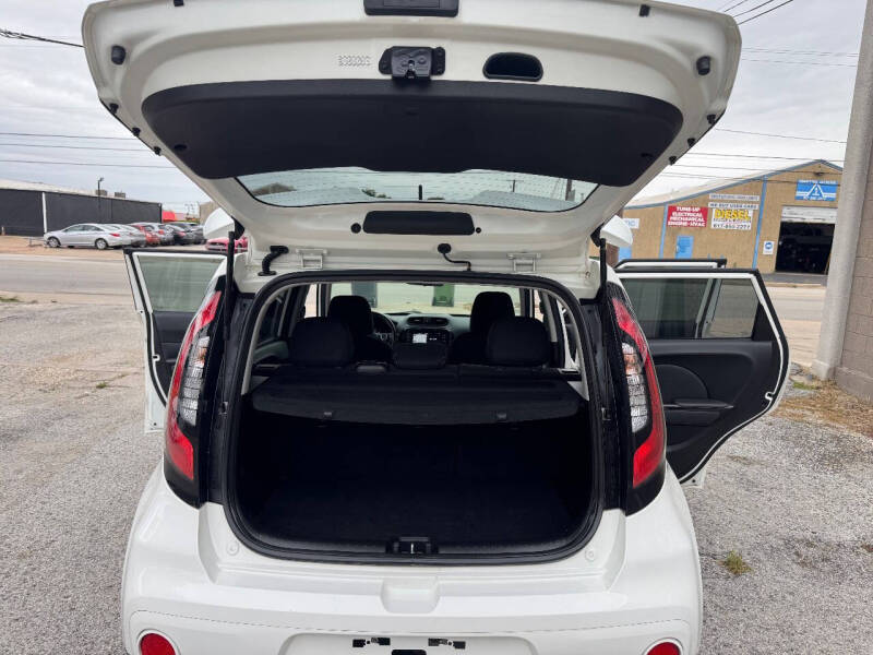 2018 Kia Soul +