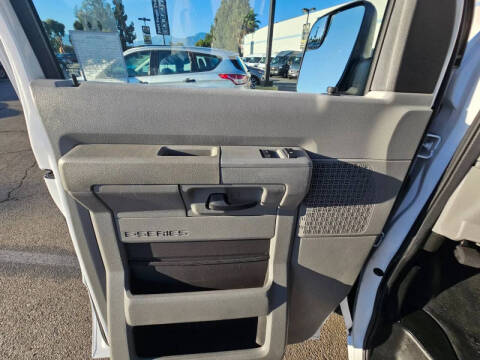 2013 Ford E-Series E-150