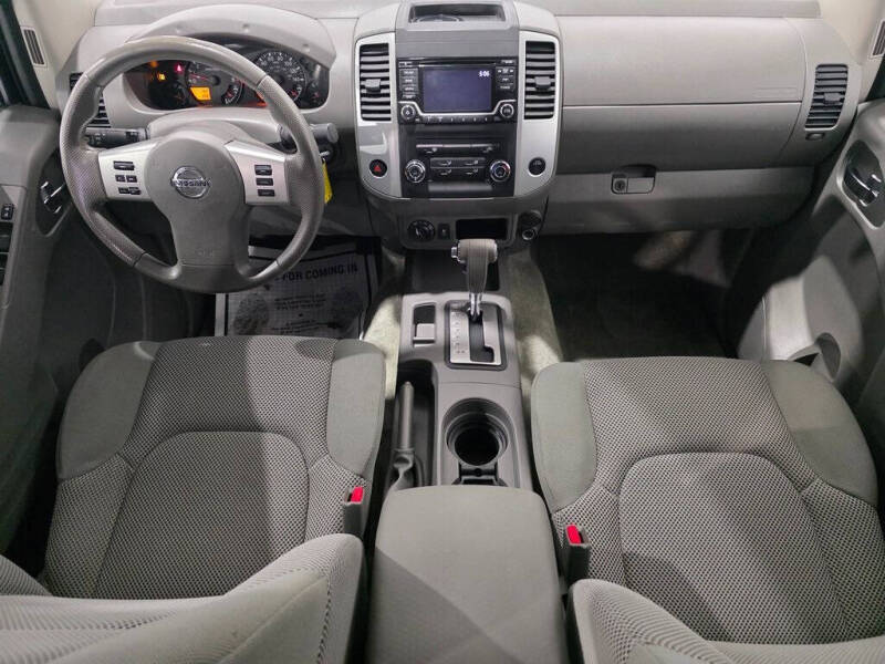 2016 Nissan Frontier SV