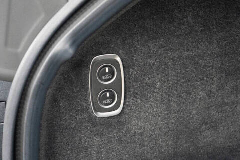 2024 Aston Martin DBX 707