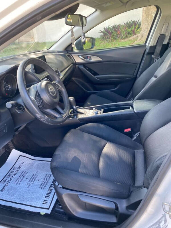 2018 Mazda MAZDA3 Sport