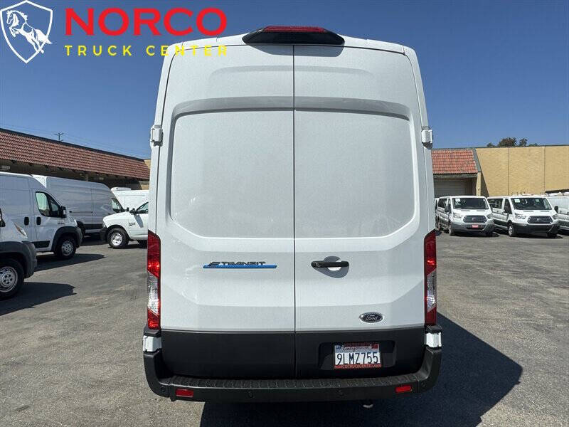 2023 Ford E-Transit 350