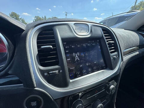 2019 Chrysler 300 Limited