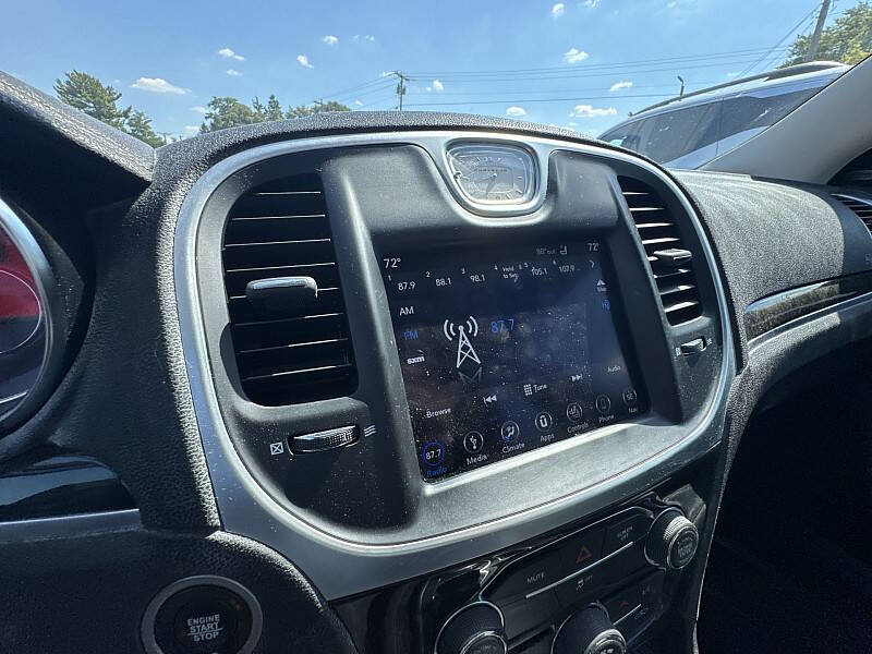 2019 Chrysler 300 Limited