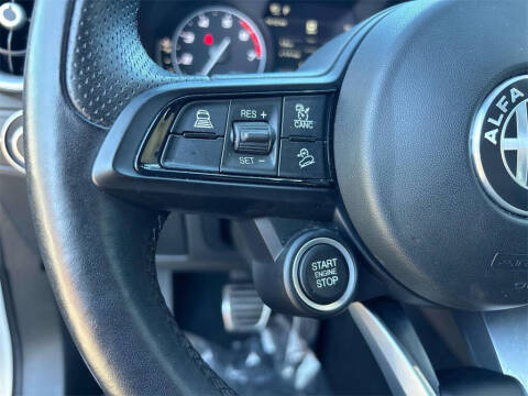 2022 Alfa Romeo Stelvio Ti