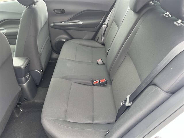 2025 Nissan Kicks Play S