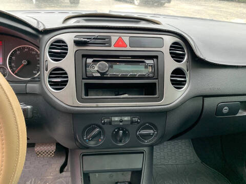 2009 Volkswagen Tiguan S