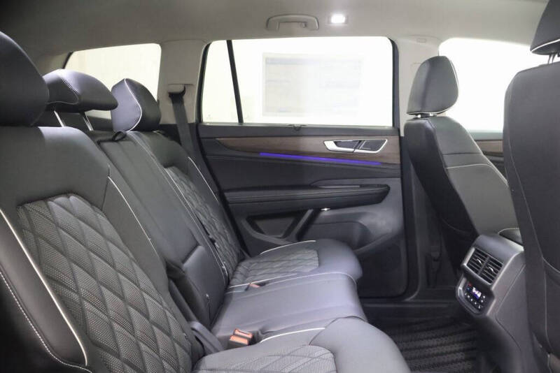 2026 Volkswagen Atlas SEL Premium R-Line 4Motion