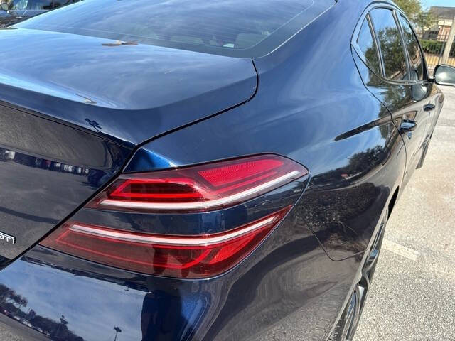 2023 Genesis G70 13