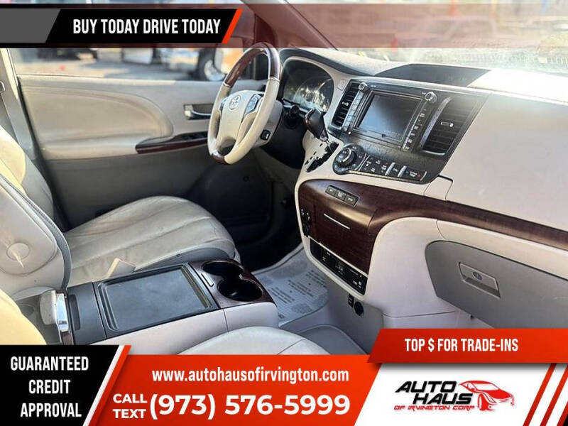 2014 Toyota Sienna