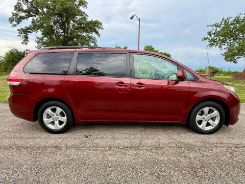 2011 Toyota Sienna