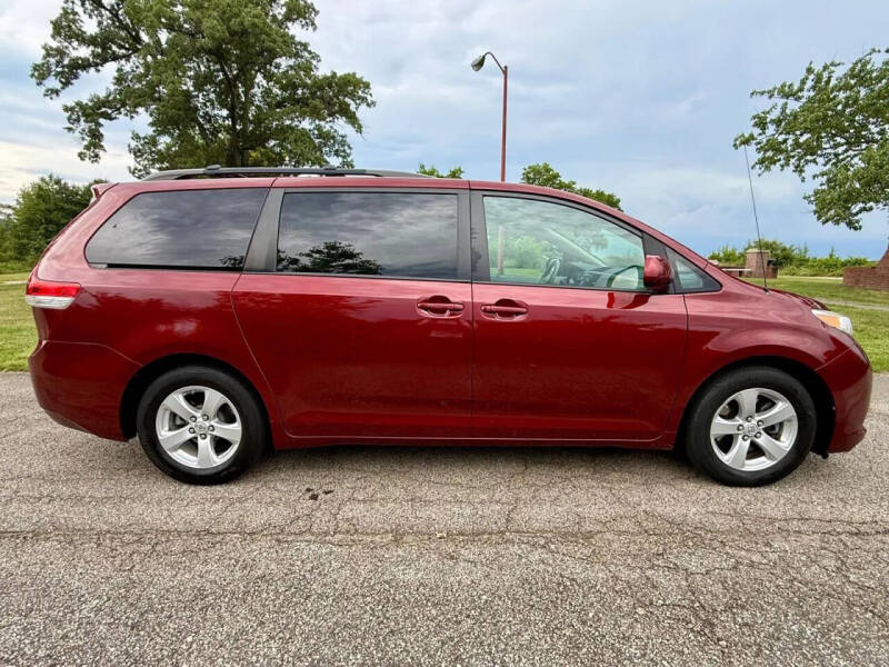 2011 Toyota Sienna