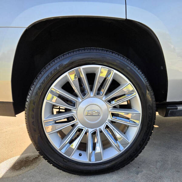 2016 Cadillac Escalade Platinum