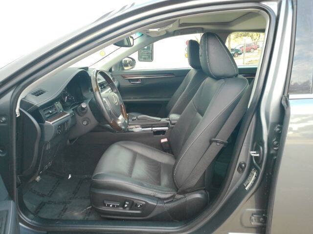 2015 Lexus ES 350 Crafted Line