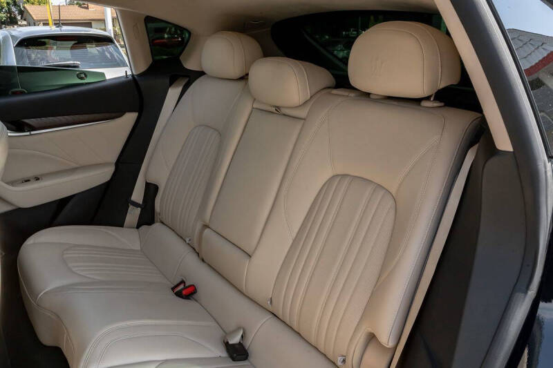 2022 Maserati Levante Modena