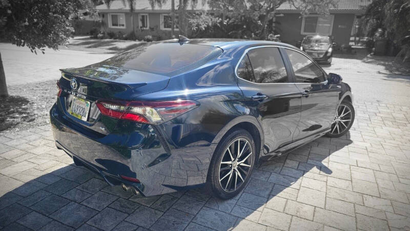 2021 Toyota Camry SE