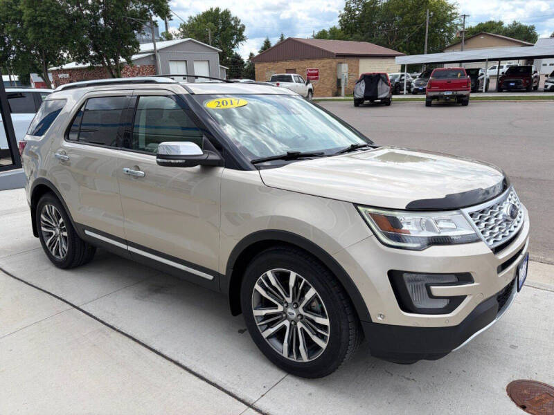 2017 Ford Explorer Platinum