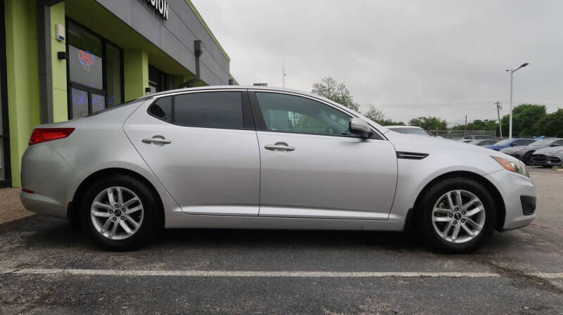 2011 Kia Optima LX