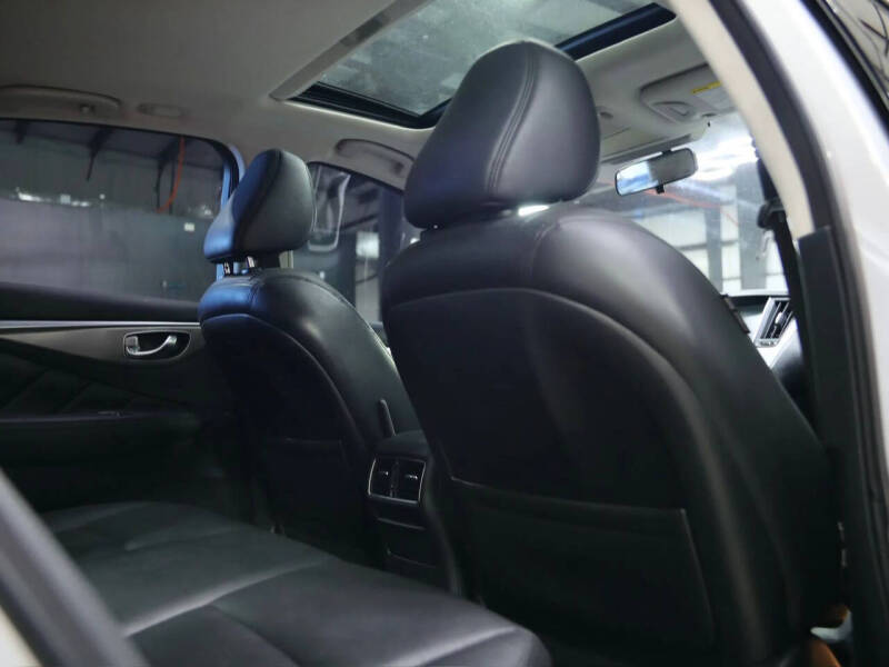 2014 Infiniti Q50 Premium